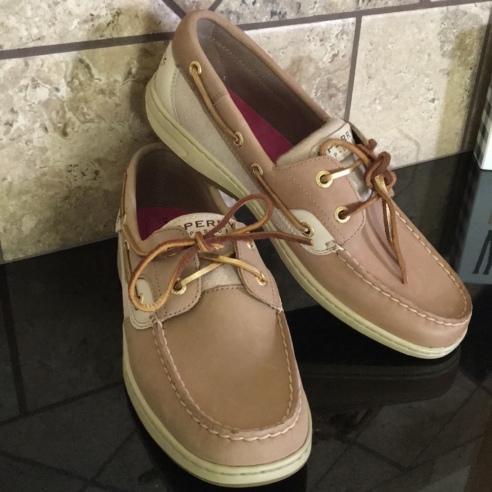 SPERRY SHOES